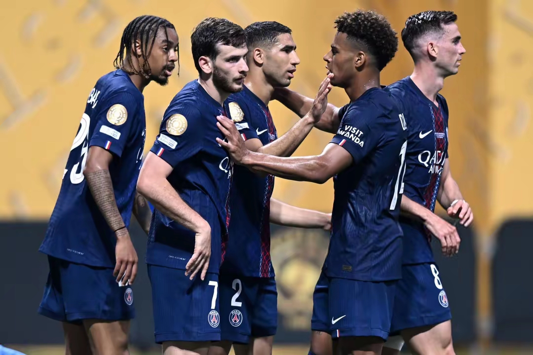 爱游戏线上登录 -欧超杯赛程吃紧，巴黎圣日耳曼冲刺阶段调整名单，话题不断，身体对抗强度拉满的简单介绍