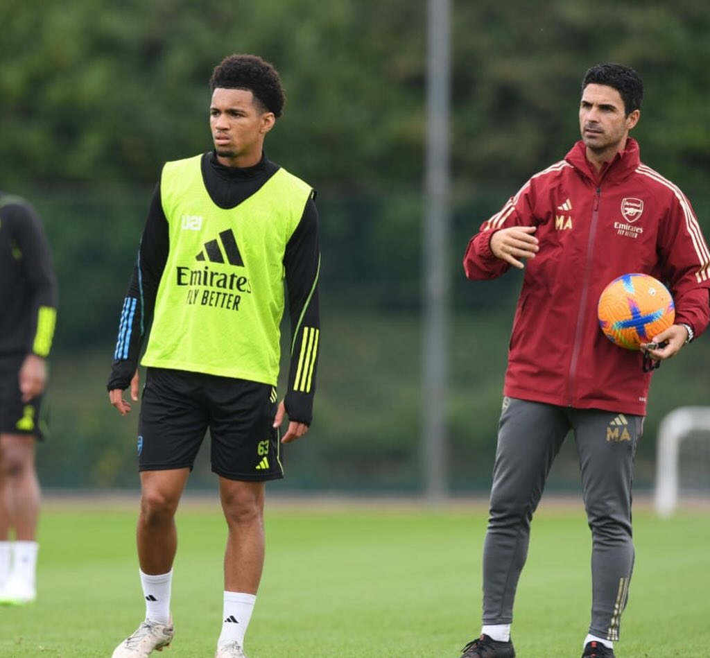 爱游戏首页登录 -关于赛前阿森纳调整名单以备欧超杯,复出首秀环节打磨,管理层满意,年轻球员得到机会的信息